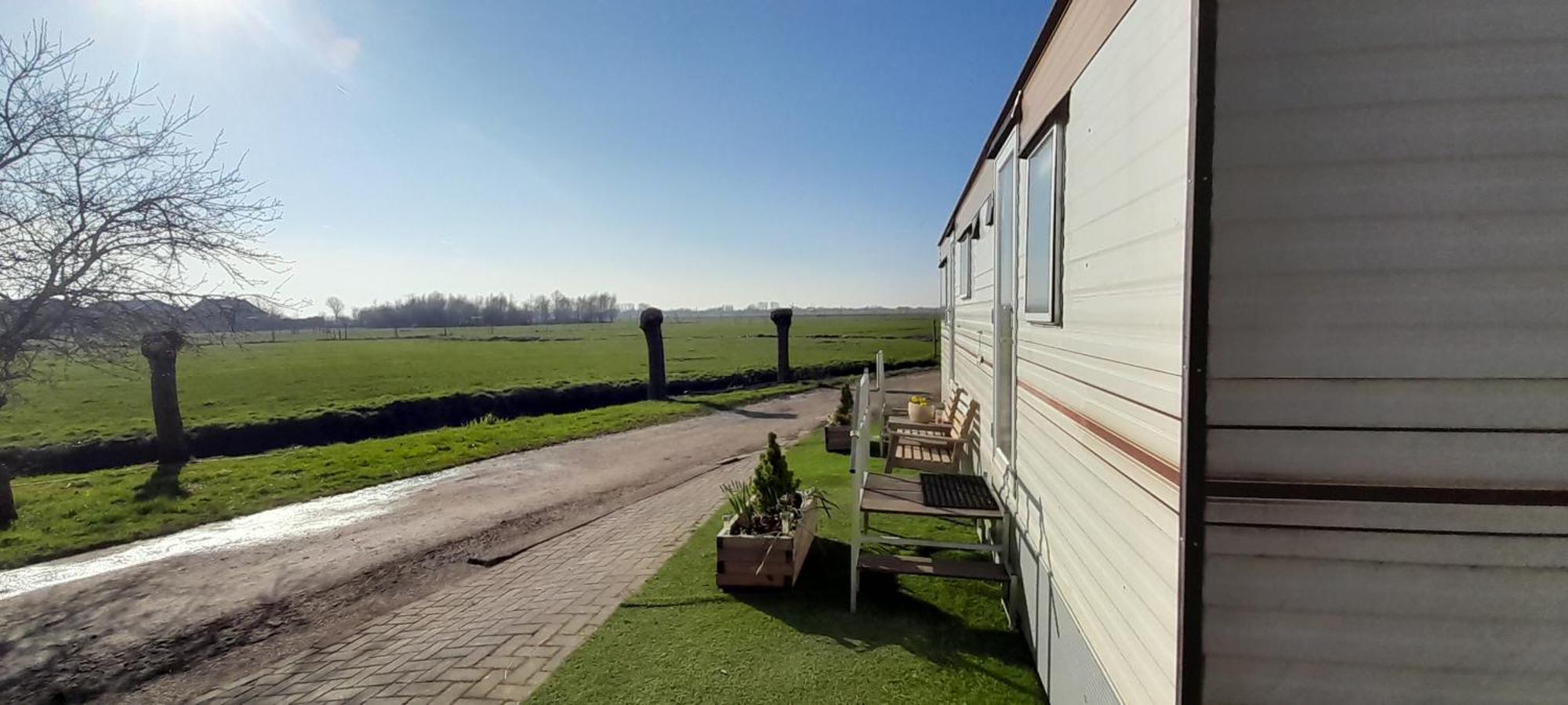 Stacaravan Op De Paardenboerderij สเนก ภายนอก รูปภาพ